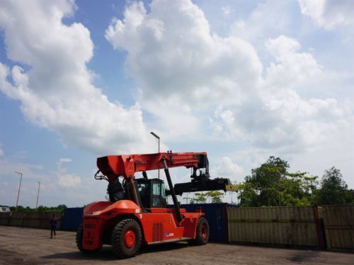 Heli-Rsh4532-Vo-45ton-Container-Reach-Stacker-for-Sale (2)